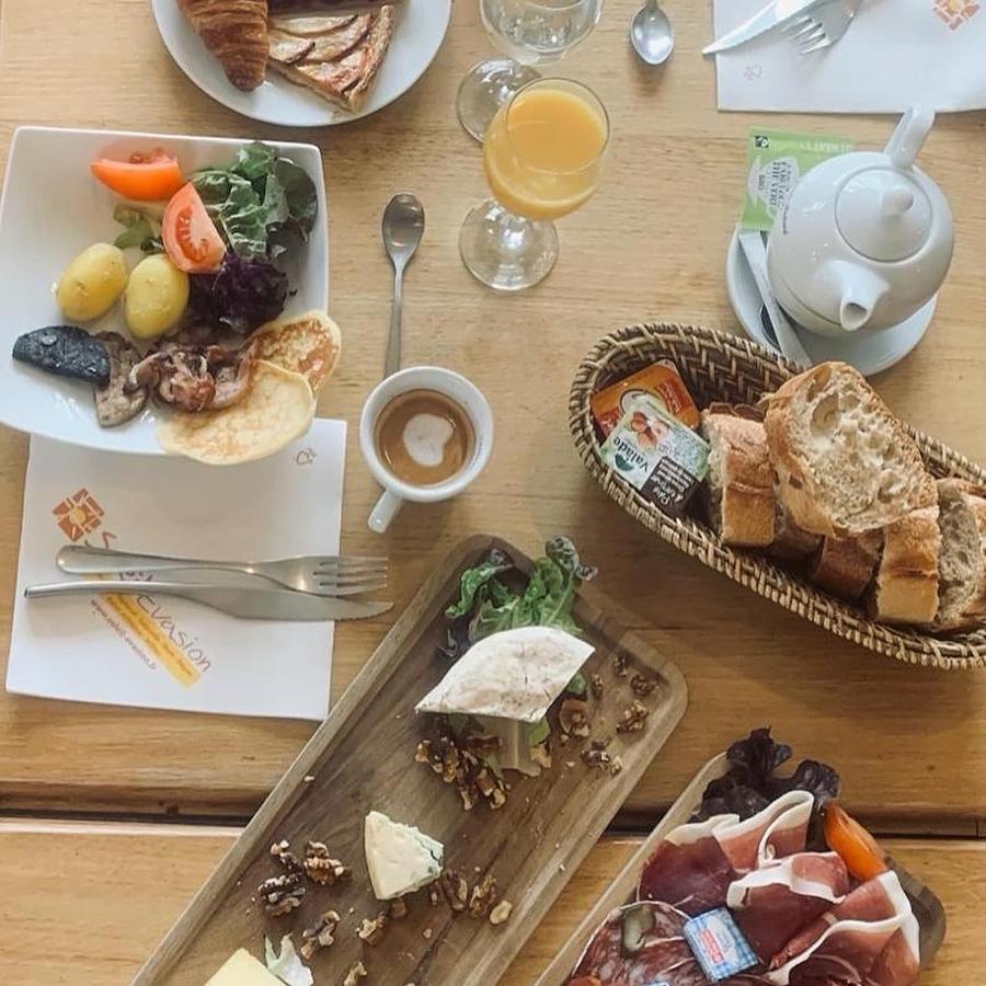 Appart Hotel Du Pays De Roquefort Saint-Affrique Ngoại thất bức ảnh